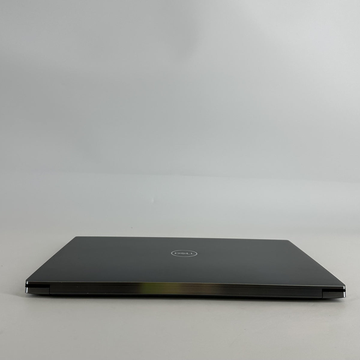 Dell Precision 5560 15.6 Gray 2.5 GHz Intel Core i7 11th Gen. 64GB RAM 2TB Solid State Drive 2TB Solid State Drive NVIDIA RTX A2000 4 GB
