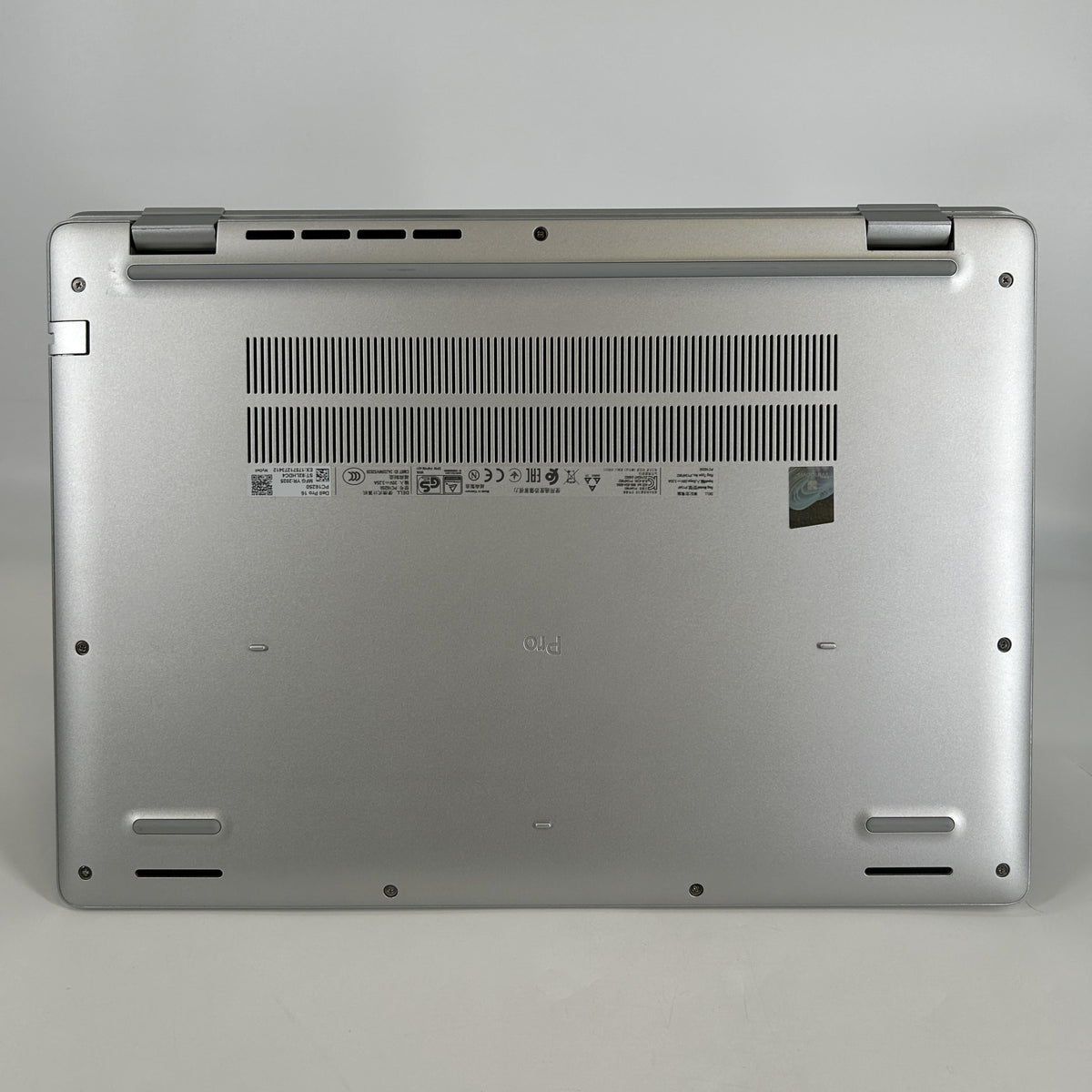 Dell Pro 16 PC16250 Platinum Silver 2.0 GHz Intel Core Ultra 5 Series 2 16GB RAM 256GB Solid State Drive