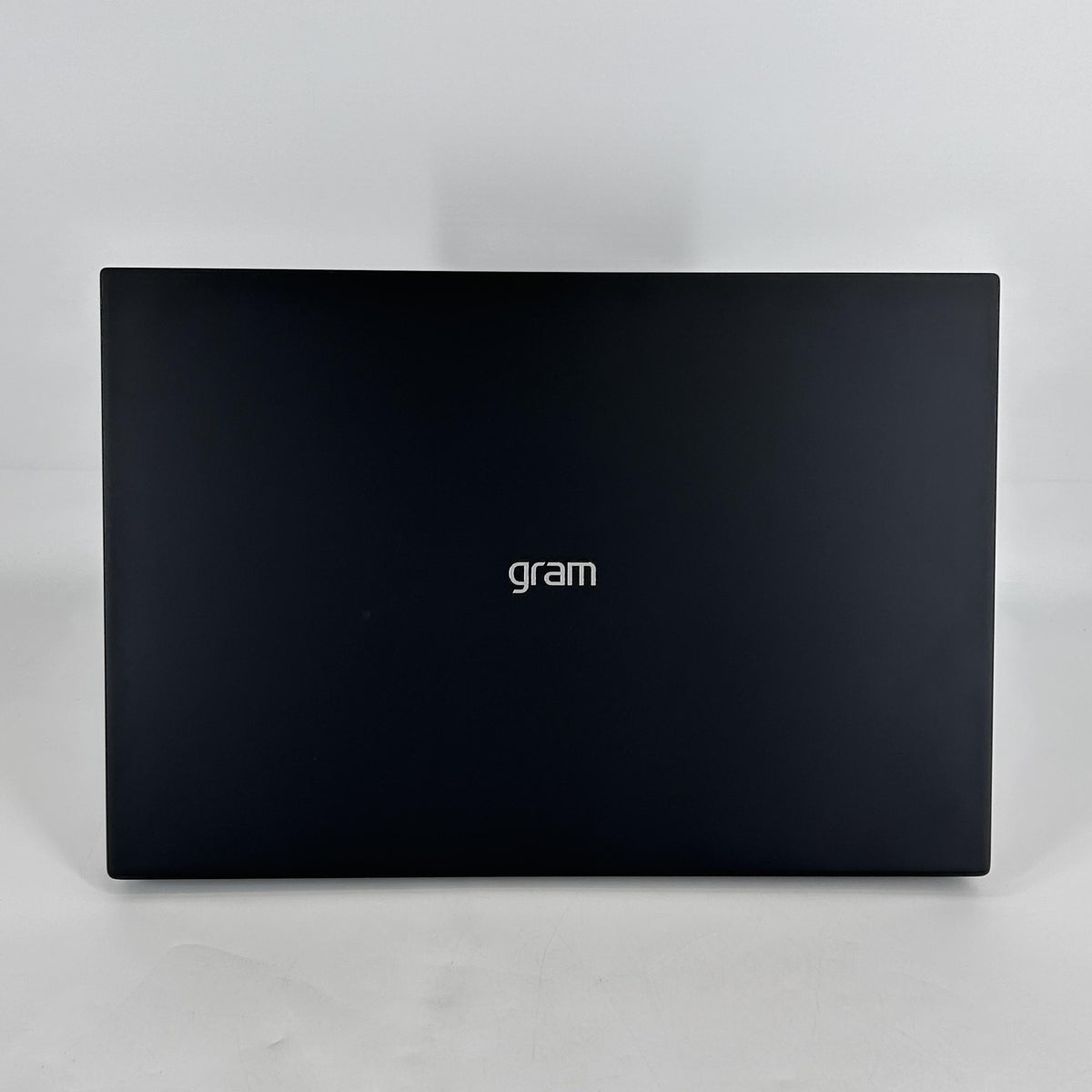 LG Gram 17 Black 3.8 GHz Intel Core Ultra 7 16GB RAM 1TB Solid State Drive