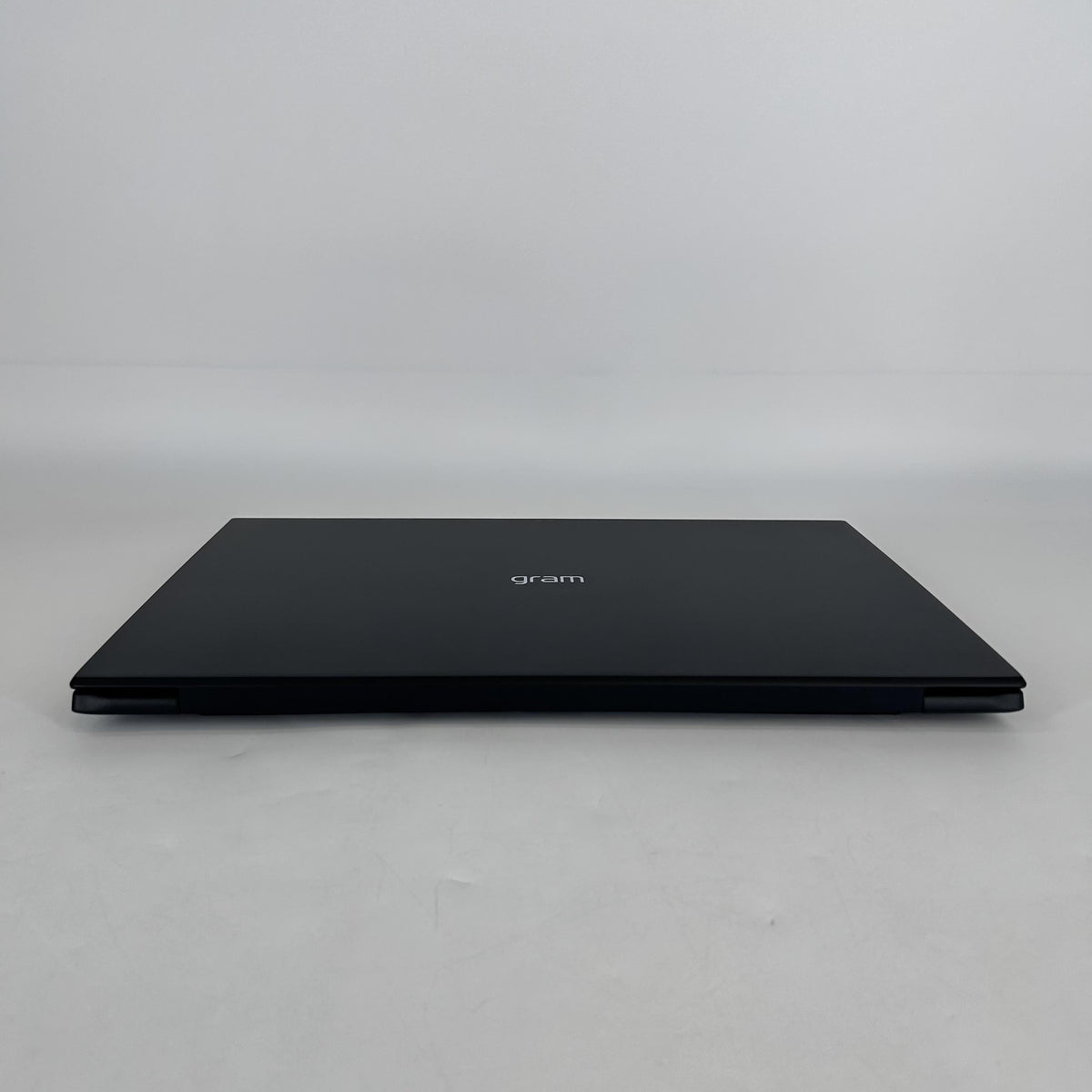 LG Gram 17 Black 3.8 GHz Intel Core Ultra 7 16GB RAM 1TB Solid State Drive