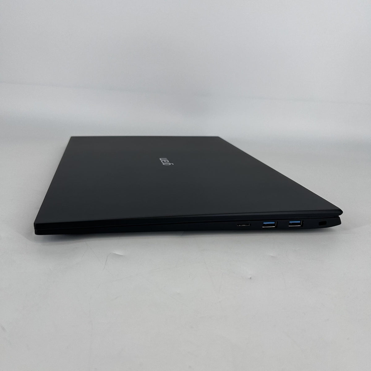 LG Gram 17 Black 3.8 GHz Intel Core Ultra 7 16GB RAM 1TB Solid State Drive