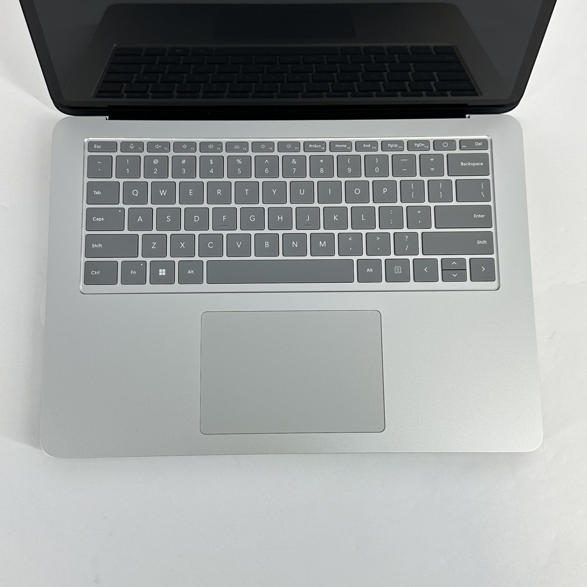 Microsoft Surface Laptop Studio 2 14.4 Silver 2.9 GHz Intel Core i7 13th Gen. 64GB RAM 2TB Solid State Drive NVIDIA GeForce RTX 4060 8 GB