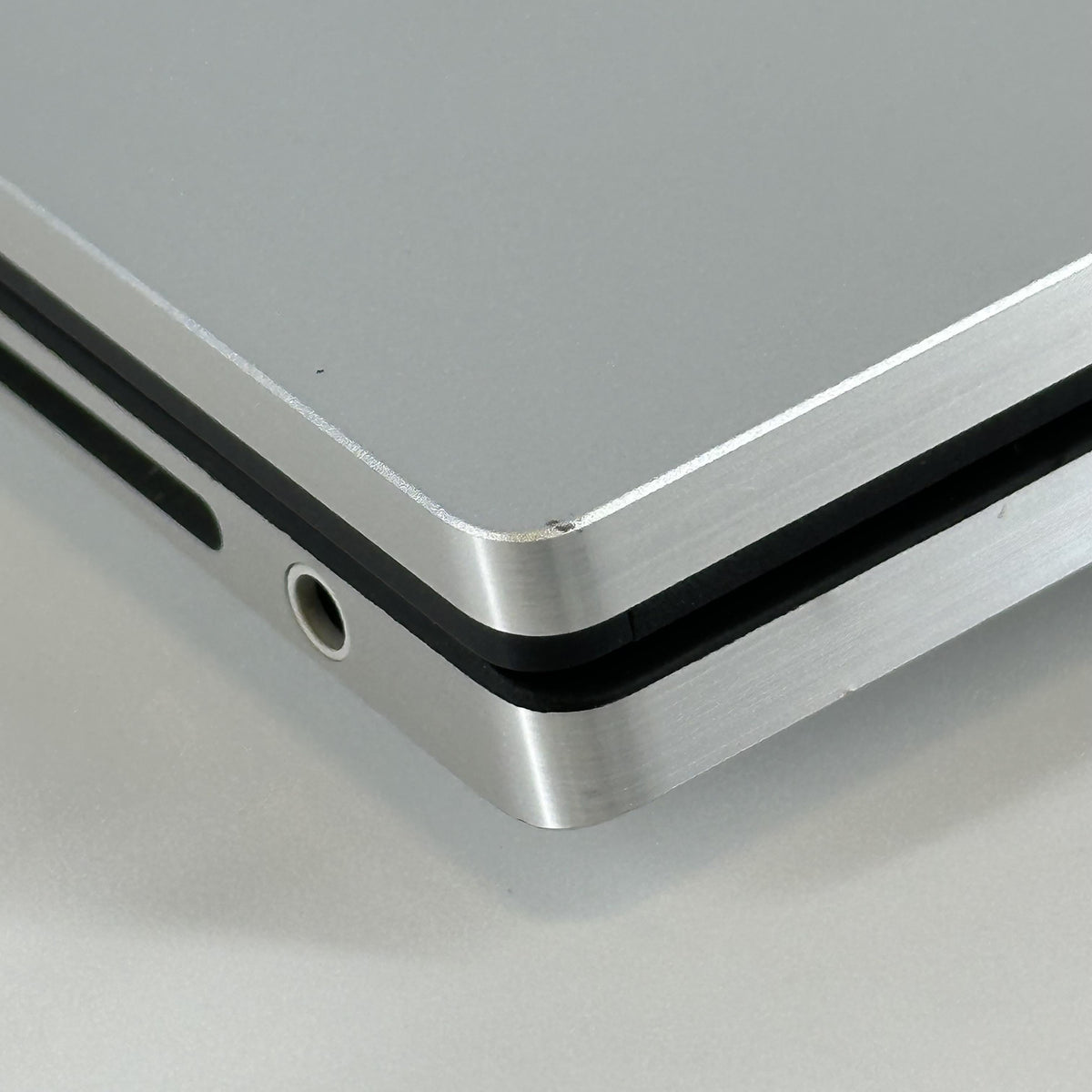 Dell XPS 17 9710 Silver 2.3 GHz Intel Core i7 11th Gen. 16GB RAM 512GB Solid State Drive NVIDIA GeForce RTX 3050 4 GB