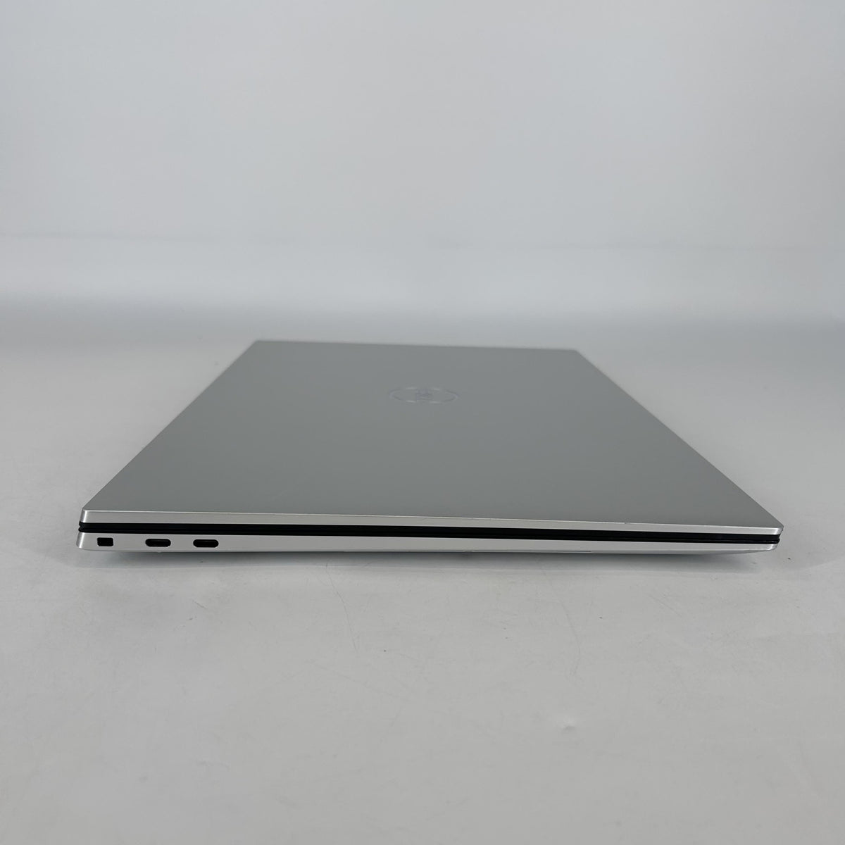 Dell XPS 17 9730 Silver 2.6 GHz Intel Core i9 13th Gen. 64GB RAM 1TB Solid State Drive NVIDIA GeForce RTX 4080 12 GB