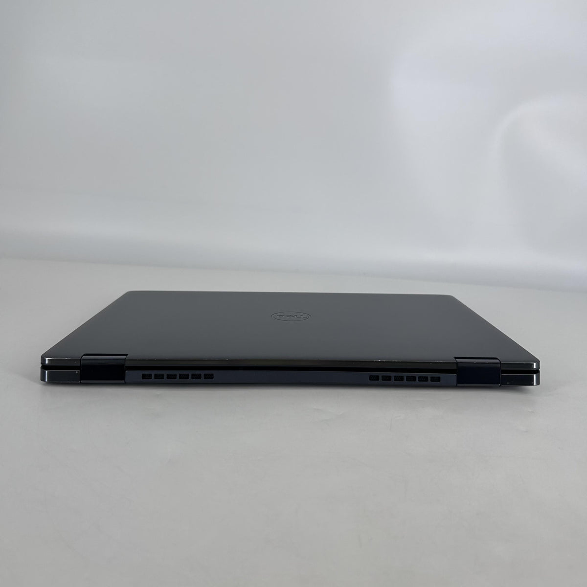Dell Latitude 9430 (2-in-1) 14 Gray 1.8 GHz Intel Core i7 12th Gen. 32GB RAM 1TB Solid State Drive