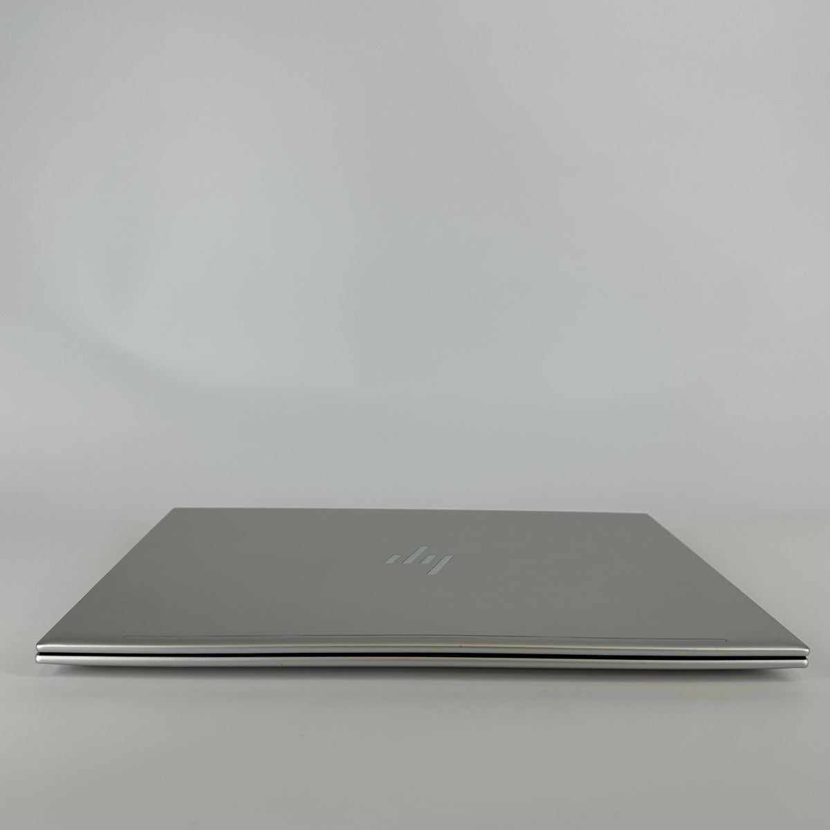 HP Elitebook 860 G10 15.6 Silver 1.6 GHz Intel Core i7 13th Gen. 16GB RAM 512GB Solid State Drive