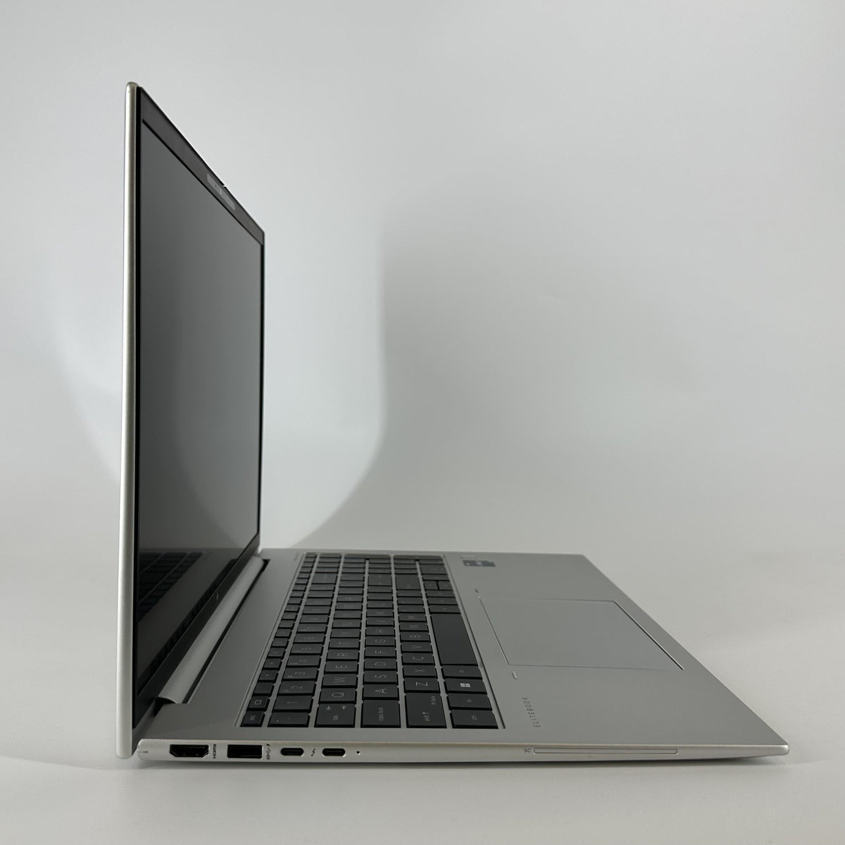 HP Elitebook 860 G10 15.6 Silver 1.6 GHz Intel Core i7 13th Gen. 16GB RAM 512GB Solid State Drive