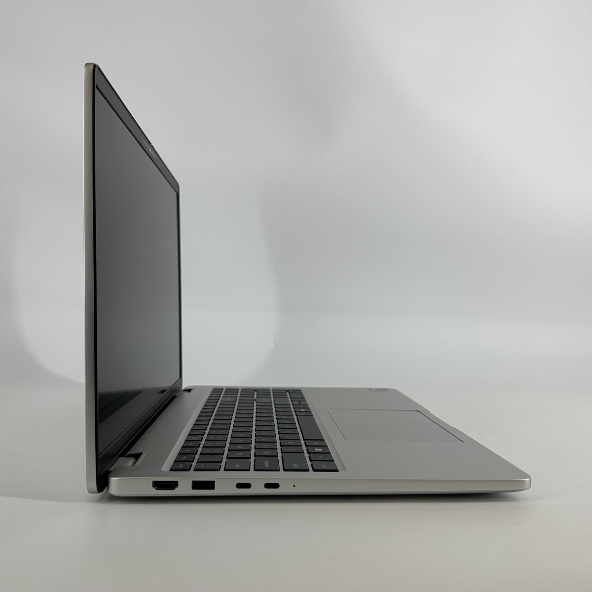 Dell Pro 16 Plus PB16250 Silver 2.2 GHz Intel Core Ultra 7 Series 2 16GB RAM 512GB Solid State Drive
