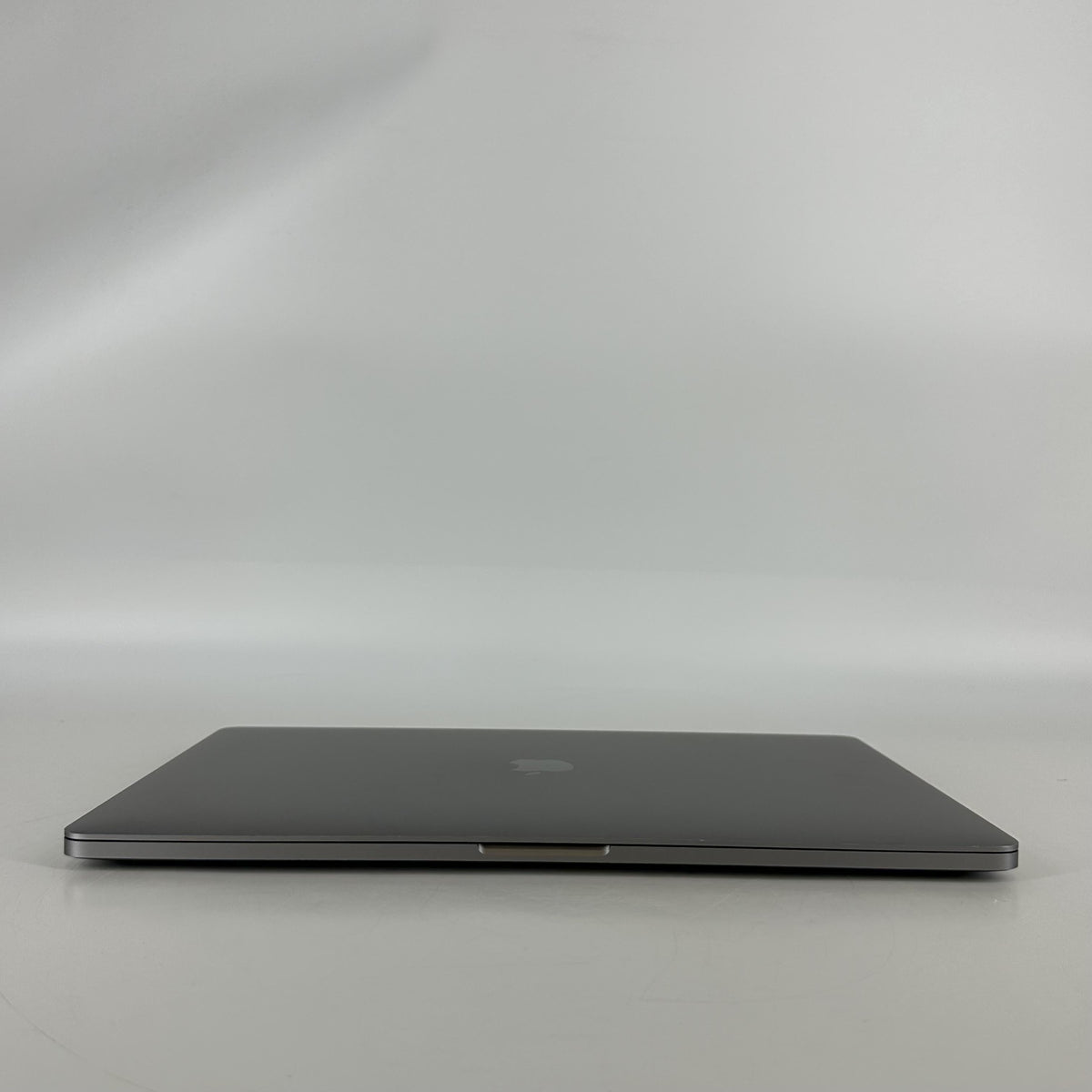 Apple MacBook Pro 16 Touch Bar 2019 Space Gray 2.4 GHz Intel Core i9 9th Gen. 32GB RAM 1TB Solid State Drive AMD Radeon Pro 5500M 8 GB