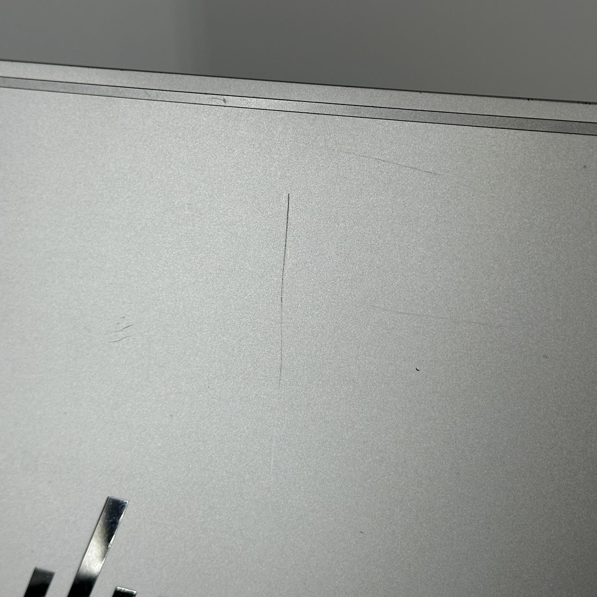 HP Envy 17 Silver 2.1 GHz Intel Core i7 12th Gen. 32GB RAM 1TB Solid State Drive