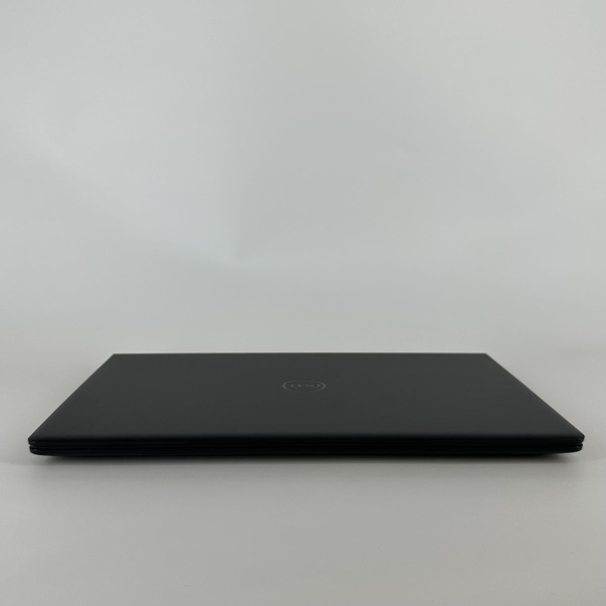 Dell Inspiron 3535 15.6 Silver 2.4 GHz AMD Ryzen 3 7320U 8GB RAM 512GB Solid State Drive