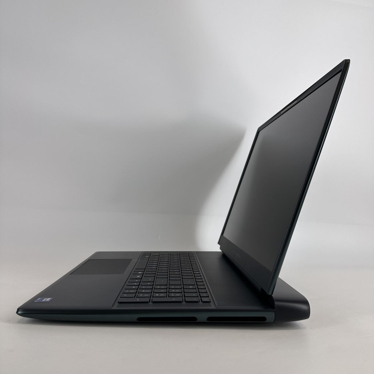 Dell Alienware 18 Area-51 Teal 2.7 GHz Intel Core Ultra 9 Series 2 32GB RAM 2TB Solid State Drive NVIDIA GeForce RTX 5070 Ti 12 GB