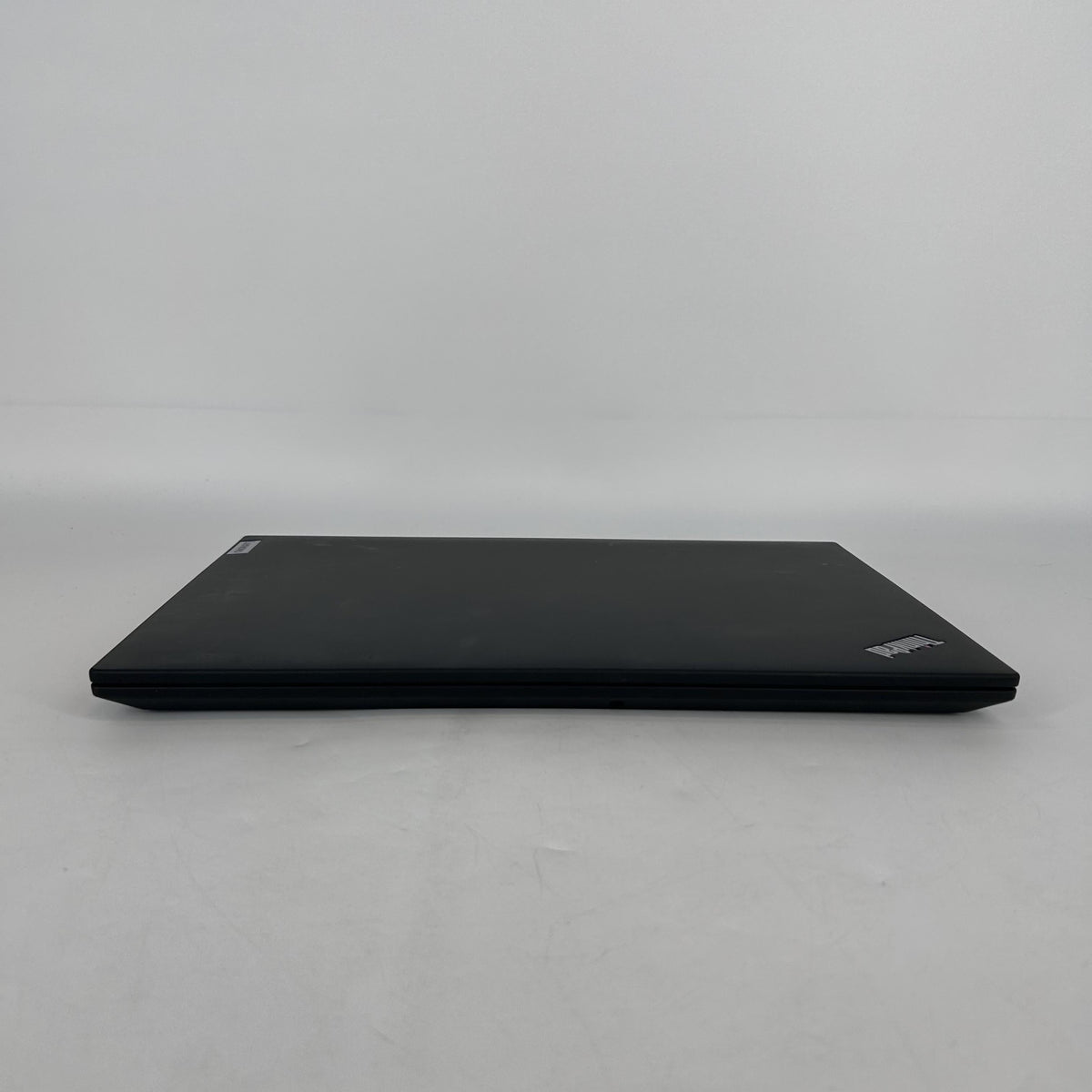 Lenovo ThinkPad T16 Gen 1 Gray 2.2 GHz Intel Core i7 12th Gen. 16GB RAM 512GB Solid State Drive