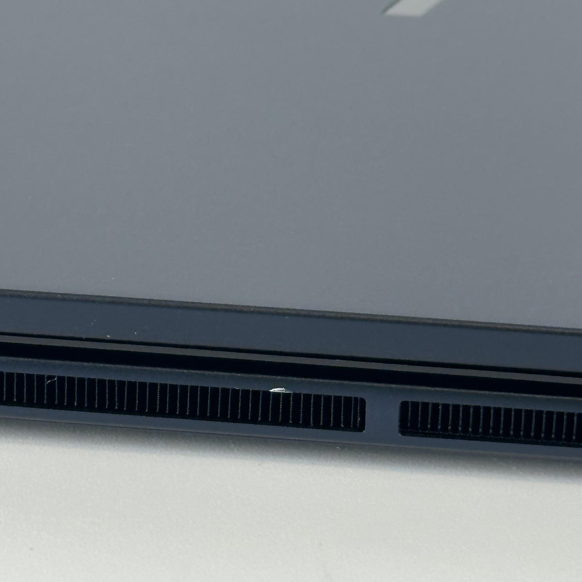 HP OmniBook X Flip 14 Atmospheric Blue 2.2 GHz Intel Core Ultra 7 Series 2 16GB RAM 1TB Solid State Drive