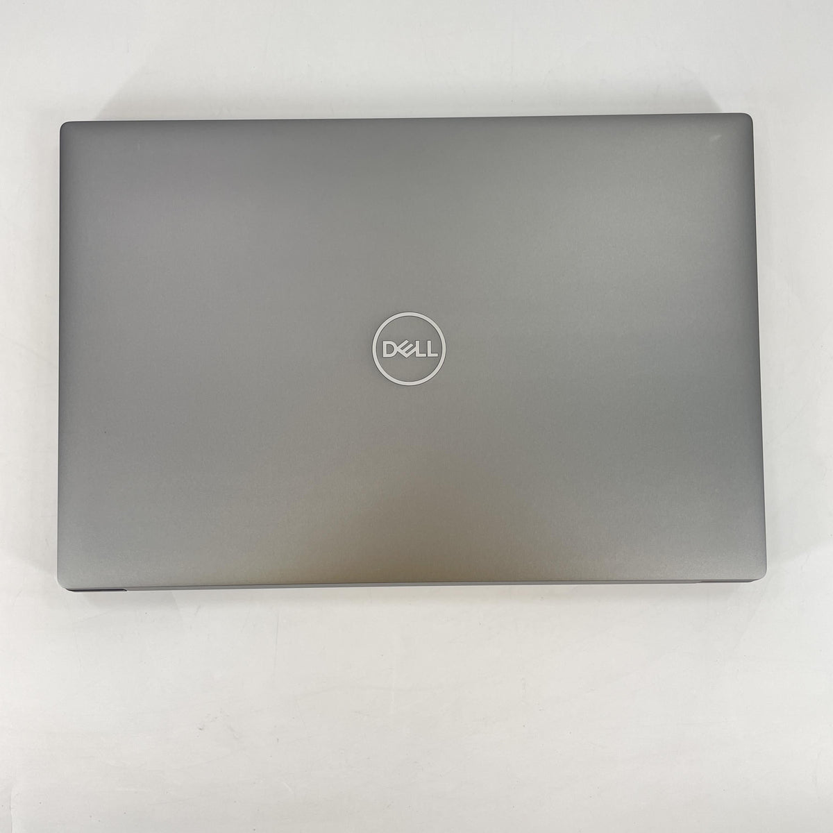 Dell Precision 5690 16 Gray 2.5 GHz Intel Core Ultra 9 64GB RAM 2TB Solid State Drive NVIDIA RTX 5000 Ada 16 GB