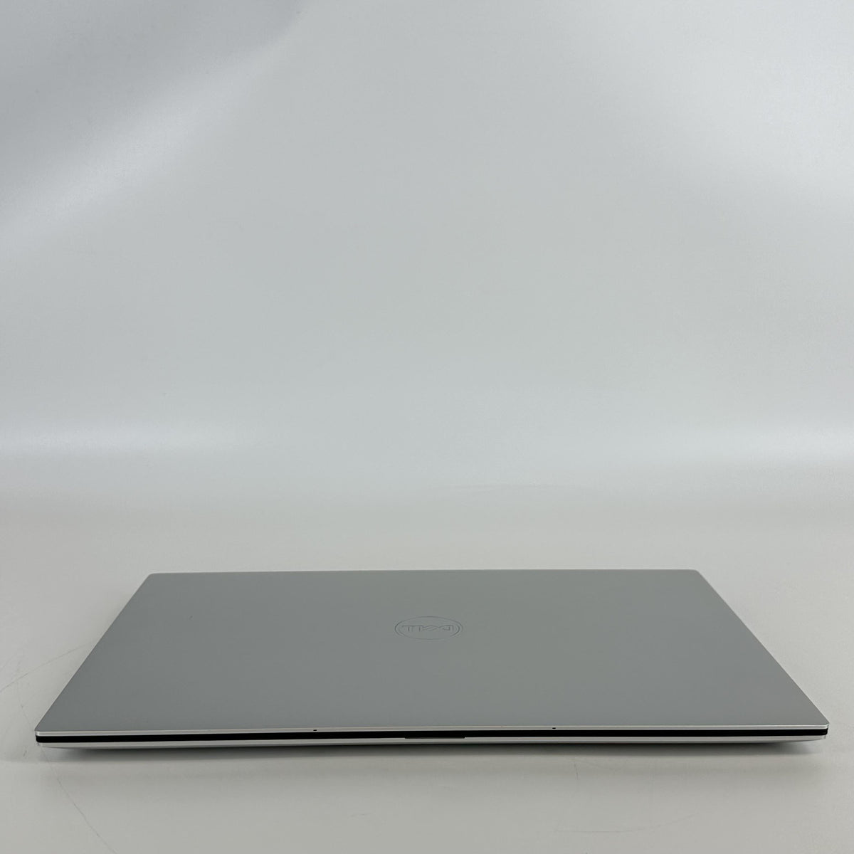 Dell XPS 15 9530 Silver 2.4 GHz Intel Core i7 13th Gen. 16GB RAM 512GB Solid State Drive Intel Arc A370M 4 GB