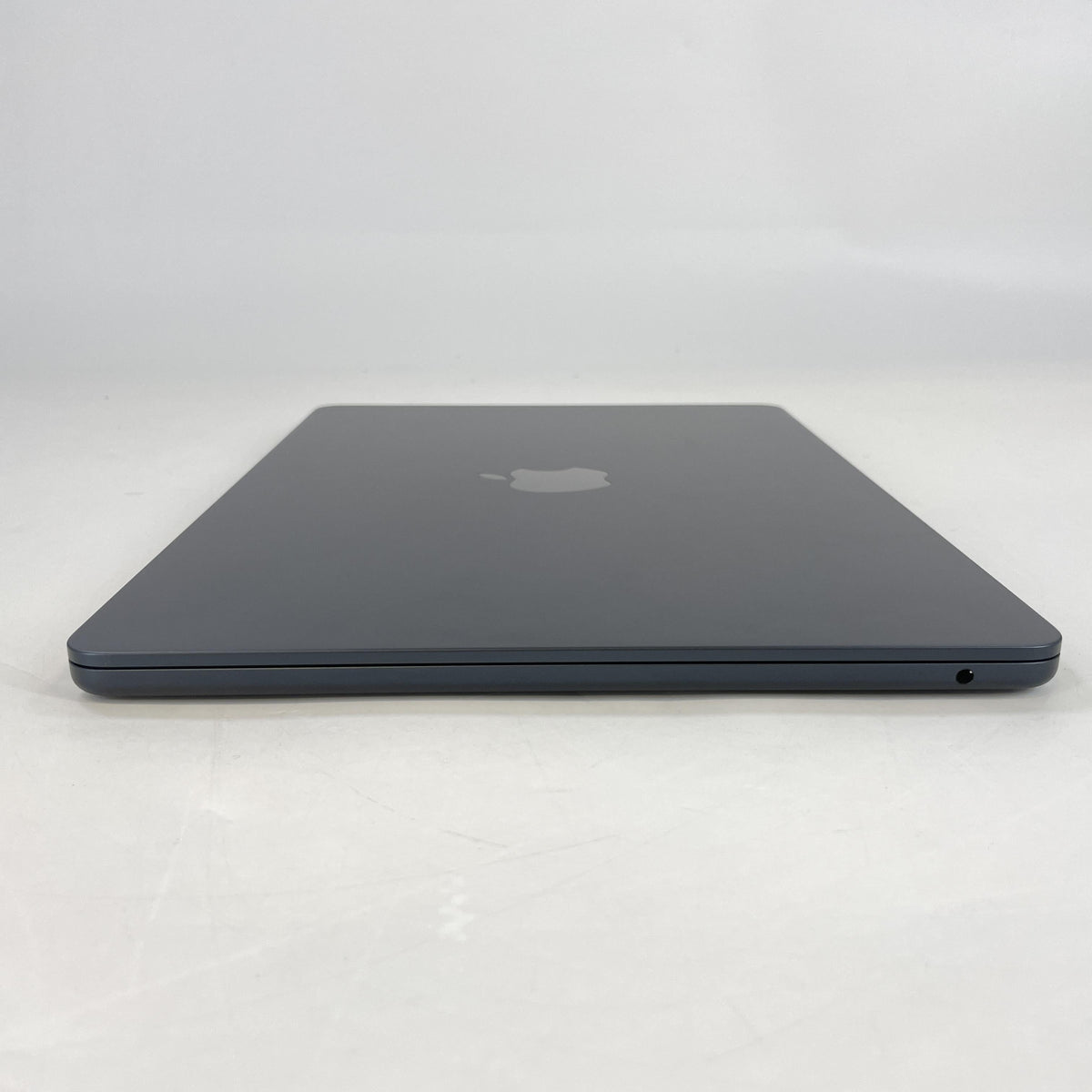 MacBook Air 13 2022 Blue 3.49 GHz M2 8-Core CPU 8GB Unified Memory 256GB Solid State Drive 8-Core GPU