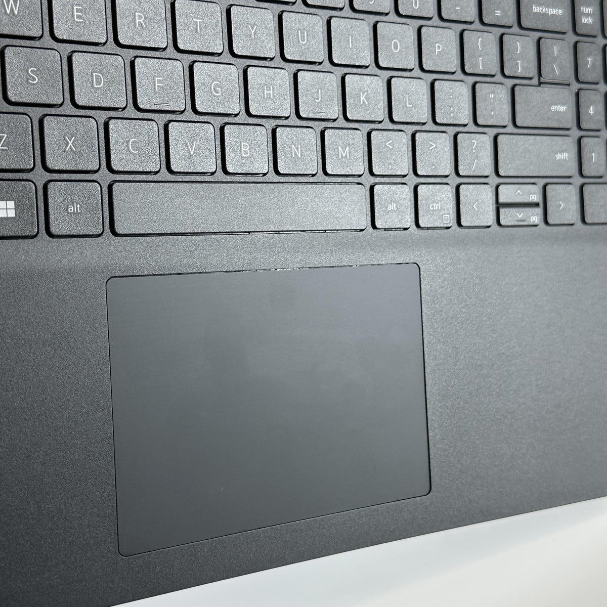 Dell Inspiron 3520 15.6 Black 1.7 GHz Intel Core i7 12th Gen. 64GB RAM 2TB Solid State Drive