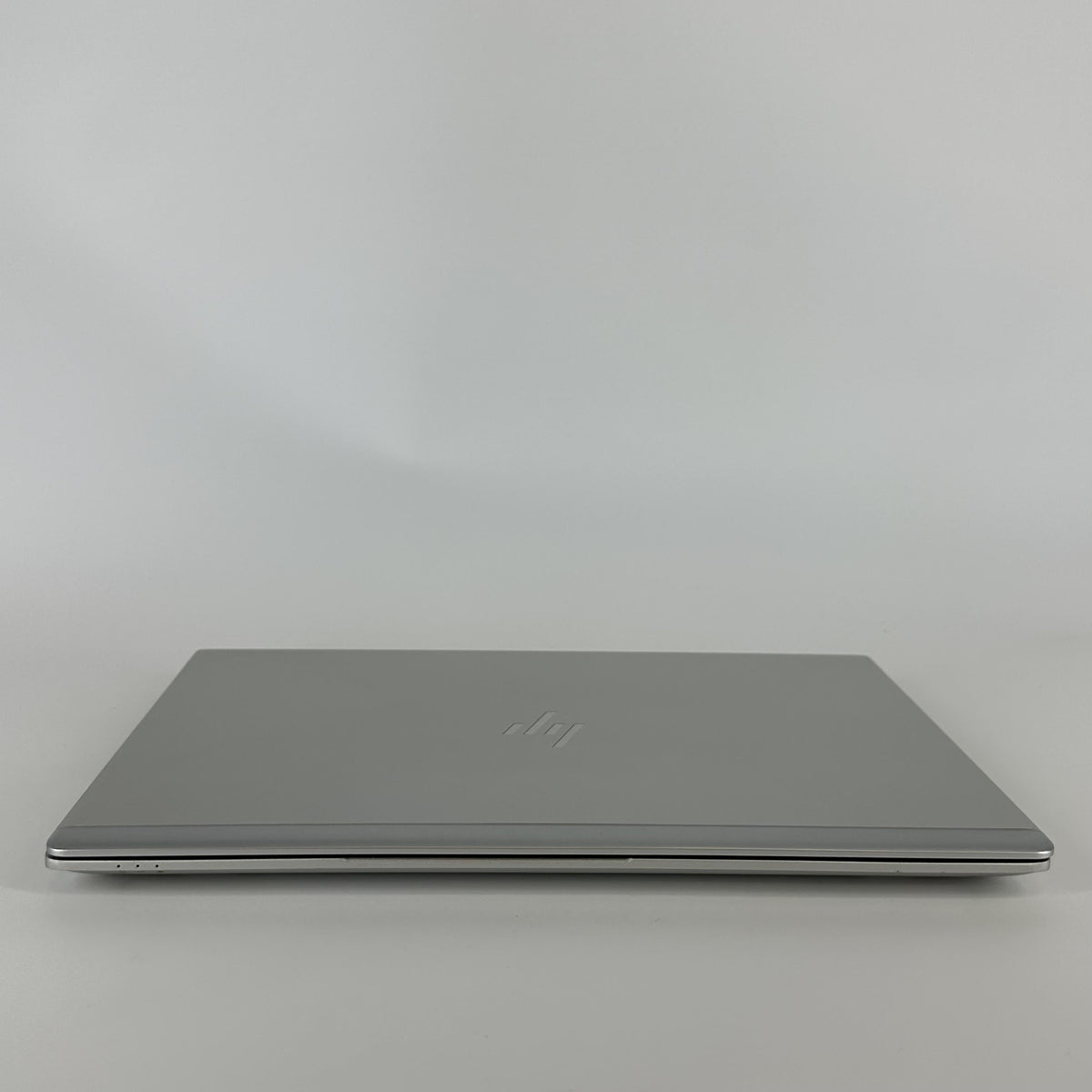 HP Elitebook 840 G5 14 Silver 1.8 GHz Intel Core i7 8th Gen. 16GB RAM 256GB Solid State Drive