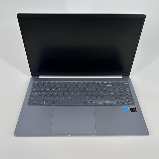 Samsung Galaxy Book4  Edge 15.6 Silver 2.9 GHz Qualcomm Snapdragon X Plus 16GB RAM 512GB Solid State Drive