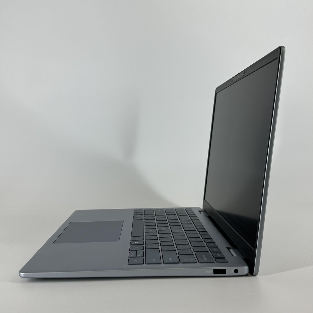 Dell 14 Plus DB14250 Ice Blue 2.2 GHz Intel Core Ultra 7 Series 2 16GB RAM 1TB Solid State Drive