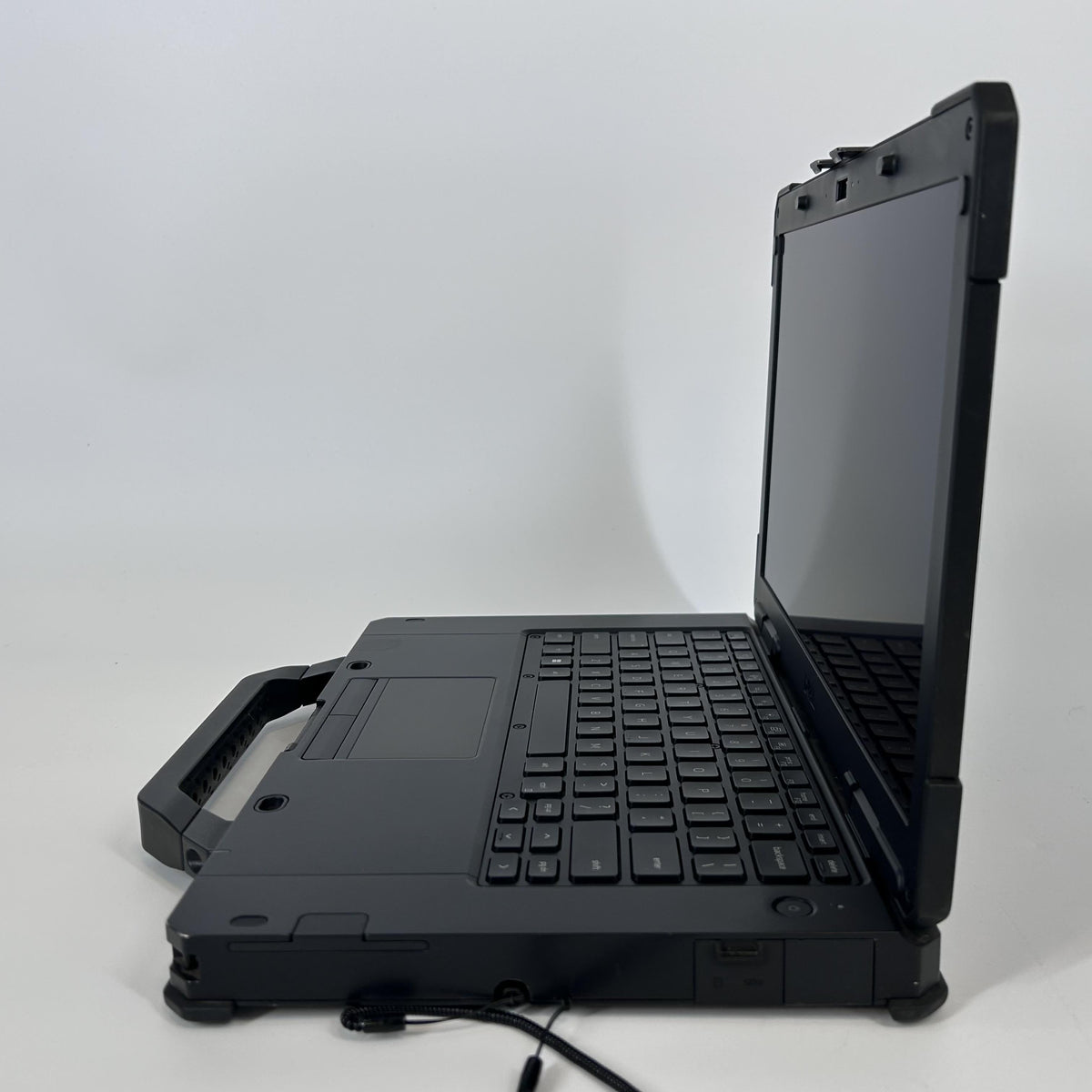 Dell Latitude 5430 Rugged 14 Black Unlocked 2.6 GHz Intel Core i5 11th Gen. 16GB RAM 1TB Solid State Drive