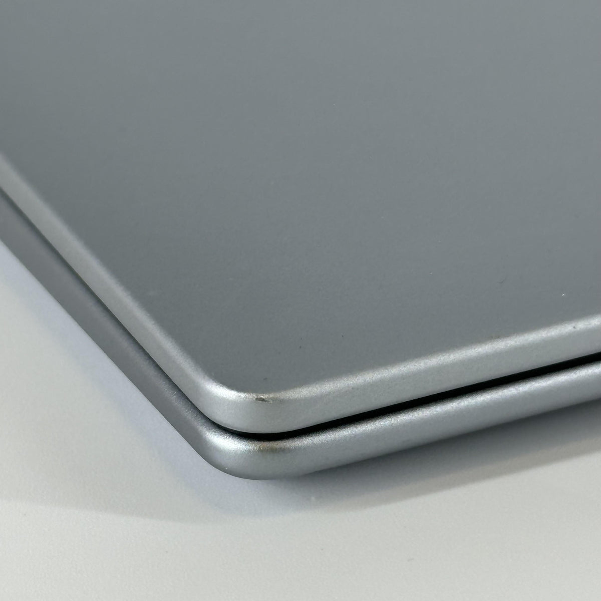 Dell Inspiron Plus 7440 14 Silver 3.8 GHz Intel Core Ultra 7 16GB RAM 1TB Solid State Drive