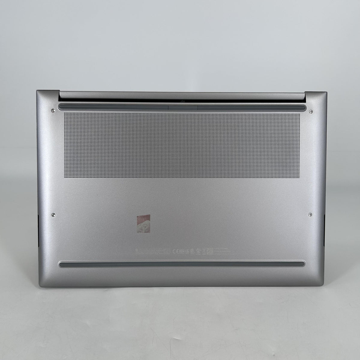 HP ZBook Studio 16 G10 Gray 2.5 GHz Intel Core i7 13th Gen. 64GB RAM 1TB Solid State Drive NVIDIA RTX 4000 Ada 12 GB