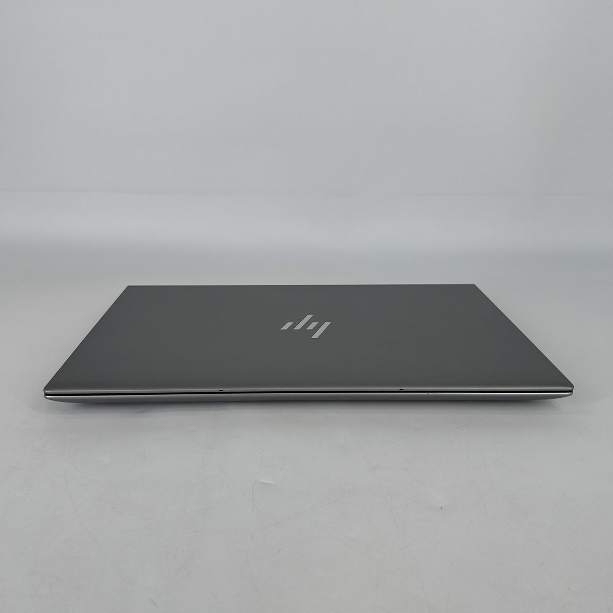 HP ZBook Studio 16 G10 Gray 2.5 GHz Intel Core i7 13th Gen. 64GB RAM 1TB Solid State Drive NVIDIA RTX 4000 Ada 12 GB