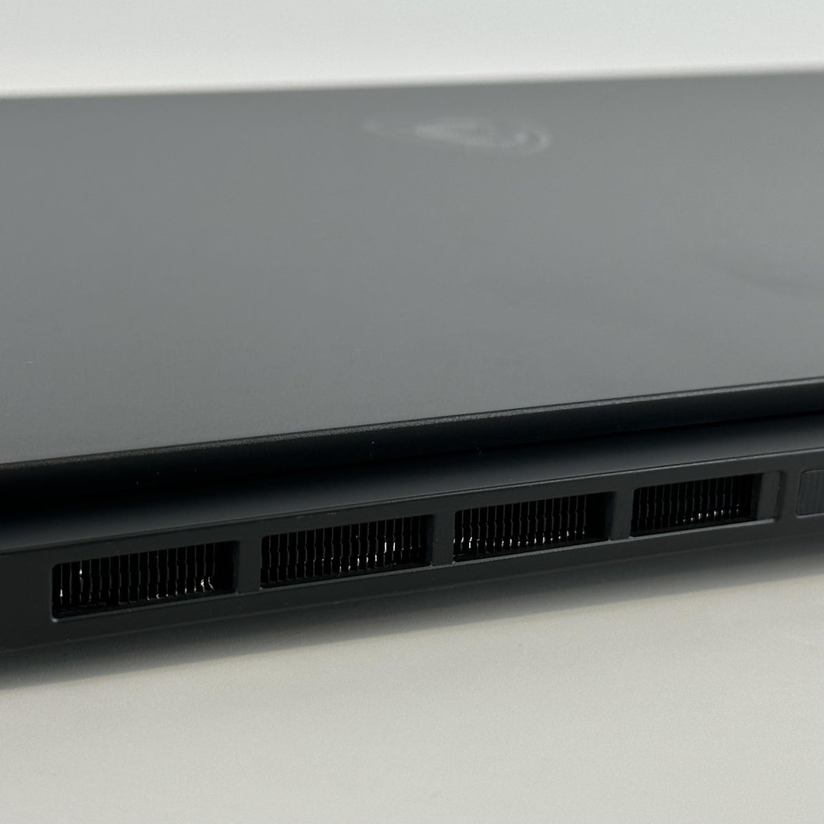 MSI Stealth GS66 15.6 Black 2.5 GHz Intel Core i9 11th Gen. 32GB RAM 1TB Solid State Drive NVIDIA GeForce RTX 3080 16 GB