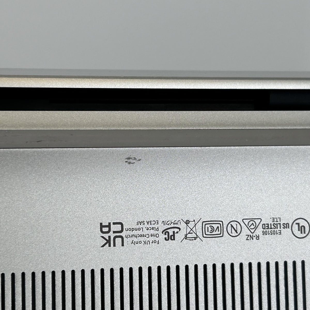 Dell XPS 15 9530 Silver 2.4 GHz Intel Core i7 13th Gen. 64GB RAM 1TB Solid State Drive Intel Arc A370M 4 GB