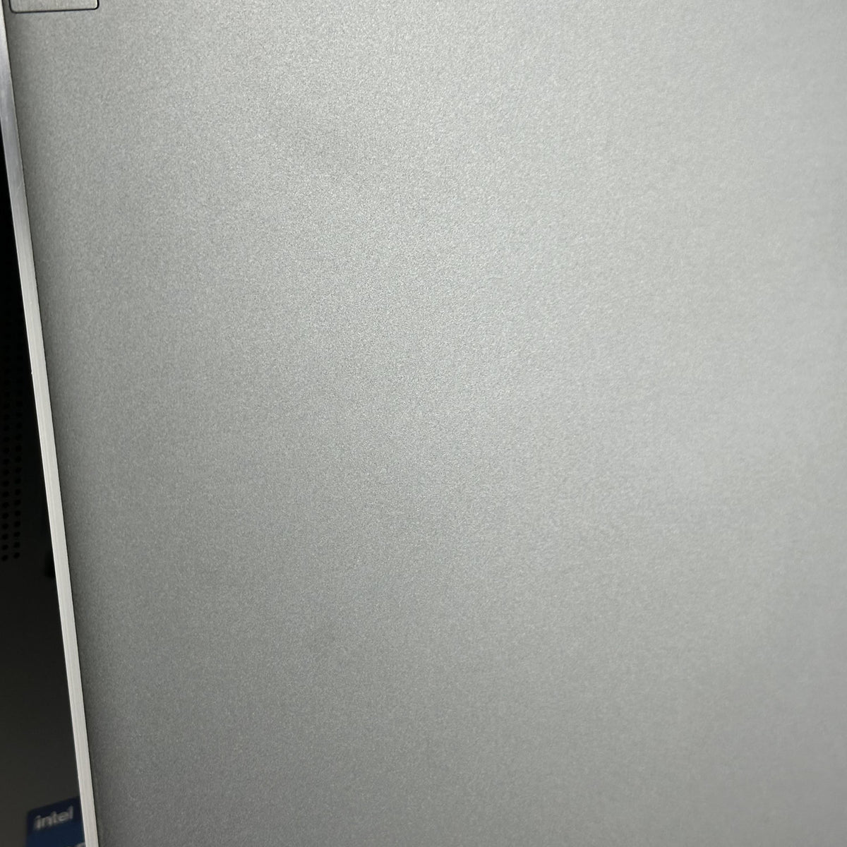 Lenovo ThinkPad X1 Yoga Gen 7 14 Gray 1.8 GHz Intel Core i7 12th Gen. 16GB RAM 512GB Solid State Drive