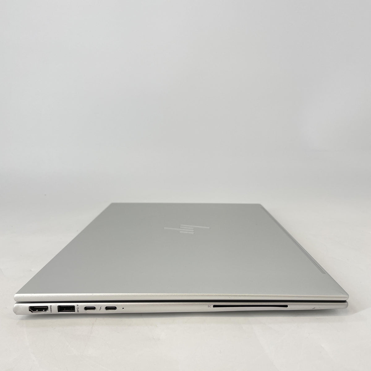 HP Elitebook 860 G9 16 Silver 1.6 GHz Intel Core i5 12th Gen. 16GB RAM 512GB Solid State Drive