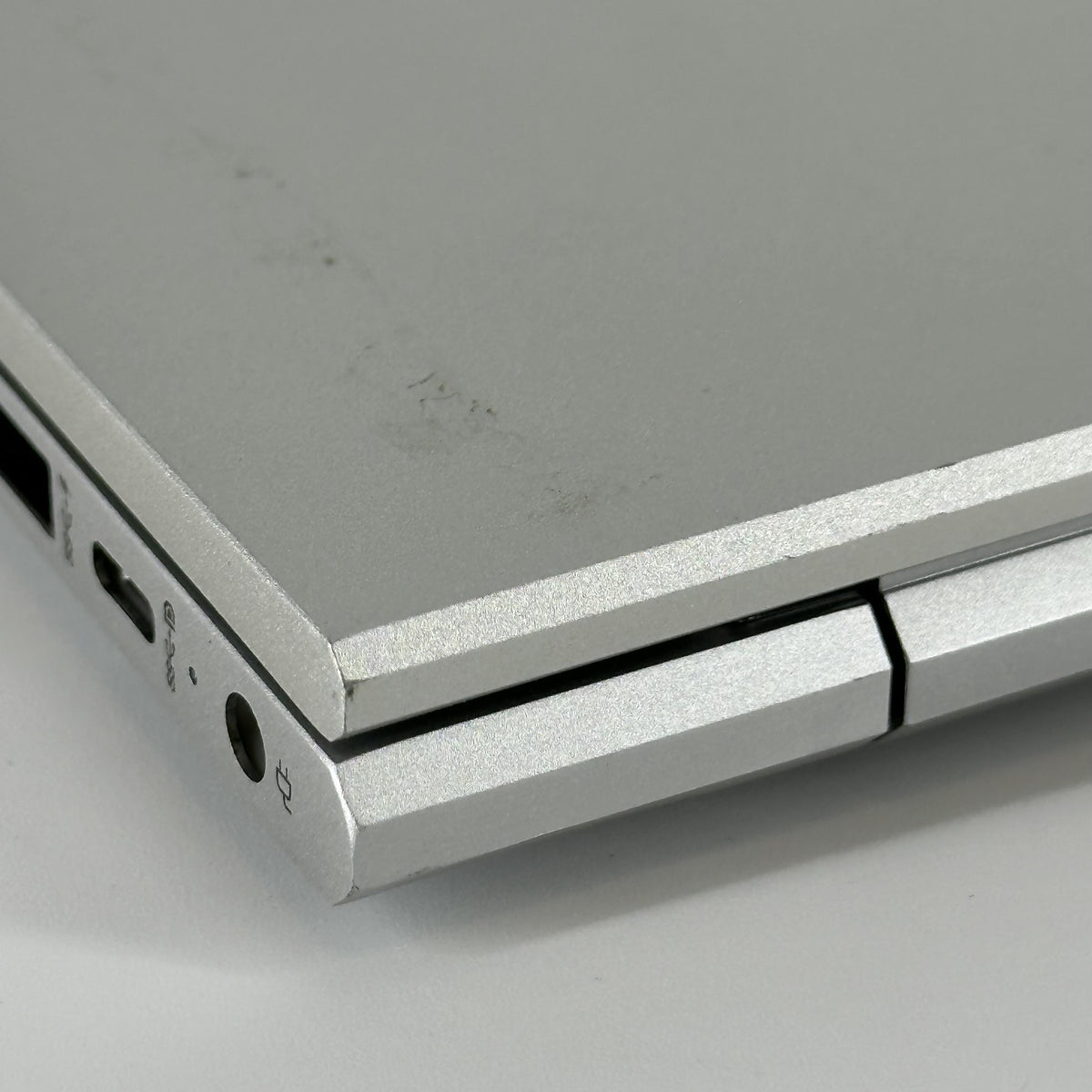 HP ProBook 455 G9 15.6 Silver 2.3 GHz AMD Ryzen 5 5625U 8GB RAM 256GB Solid State Drive
