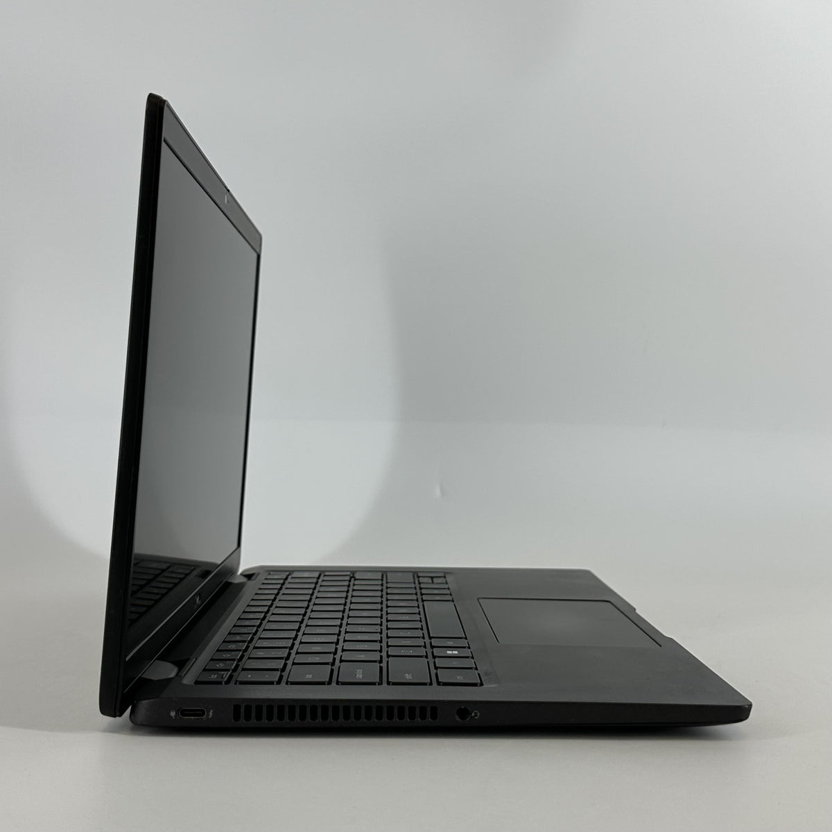 Dell Latitude 7430 14 Gray 1.7 GHz Intel Core i7 12th Gen. 16GB RAM 512GB Solid State Drive