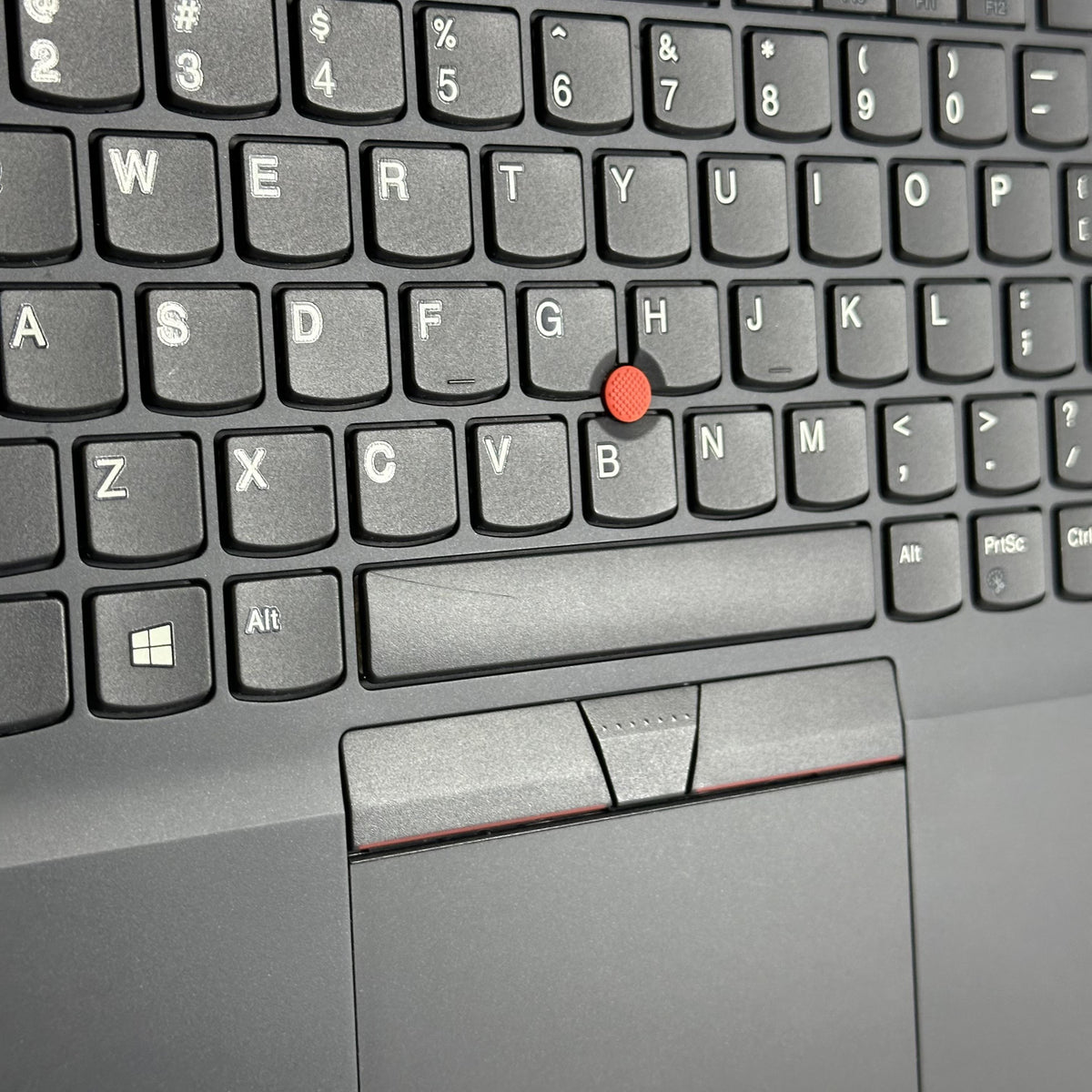 Lenovo ThinkPad T14 Gen 1 Black 1.6 GHz Intel Core i5 10th Gen. 8GB RAM 256GB Solid State Drive
