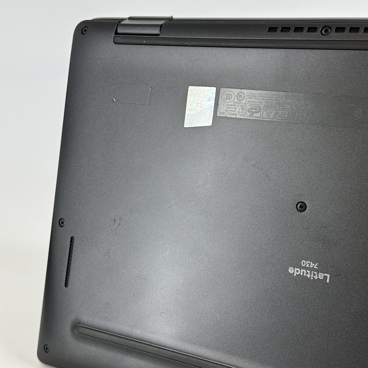 Dell Latitude 7430 14 Gray 1.7 GHz Intel Core i7 12th Gen. 16GB RAM 512GB Solid State Drive