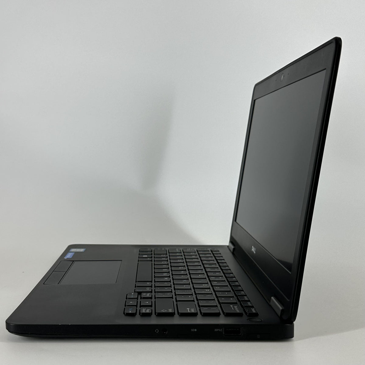 Dell Latitude E7270 13 Black 2.4 GHz Intel Core i5 6th Gen. 4GB RAM 128GB Solid State Drive
