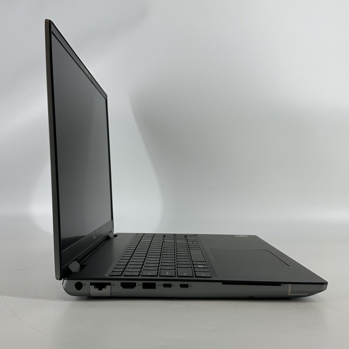 Dell Precision 7680 16 Gray 2.2 GHz Intel Core i9 13th Gen. 64GB RAM 1TB Solid State Drive NVIDIA RTX 3500 Ada 12 GB