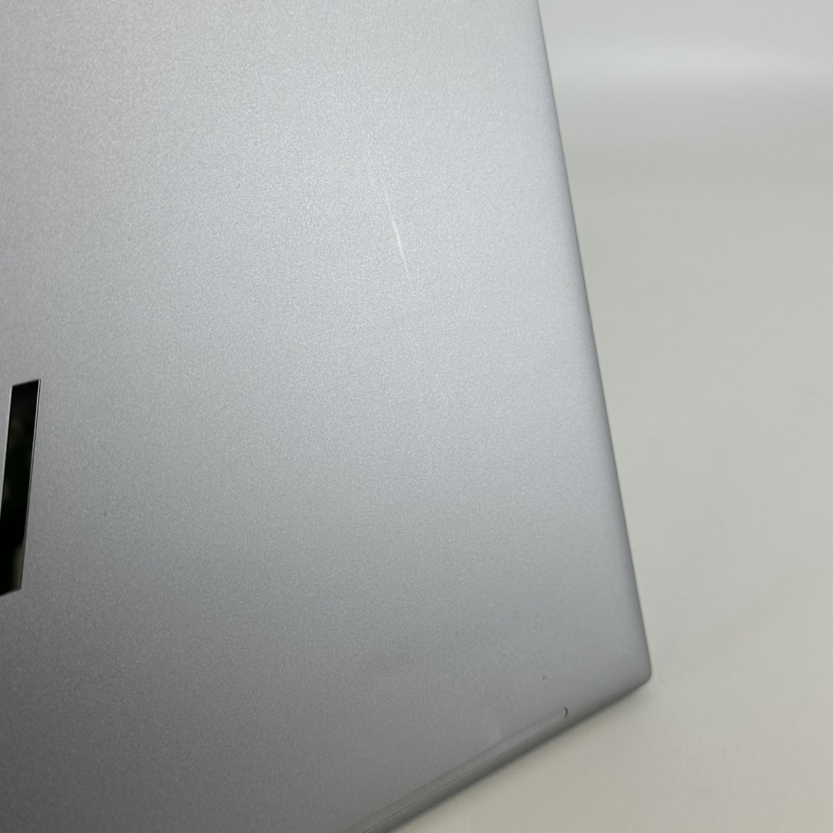 HP ZBook Firefly 14 G11 Silver 1.7 GHz Intel Core Ultra 7 32GB RAM 1TB Solid State Drive
