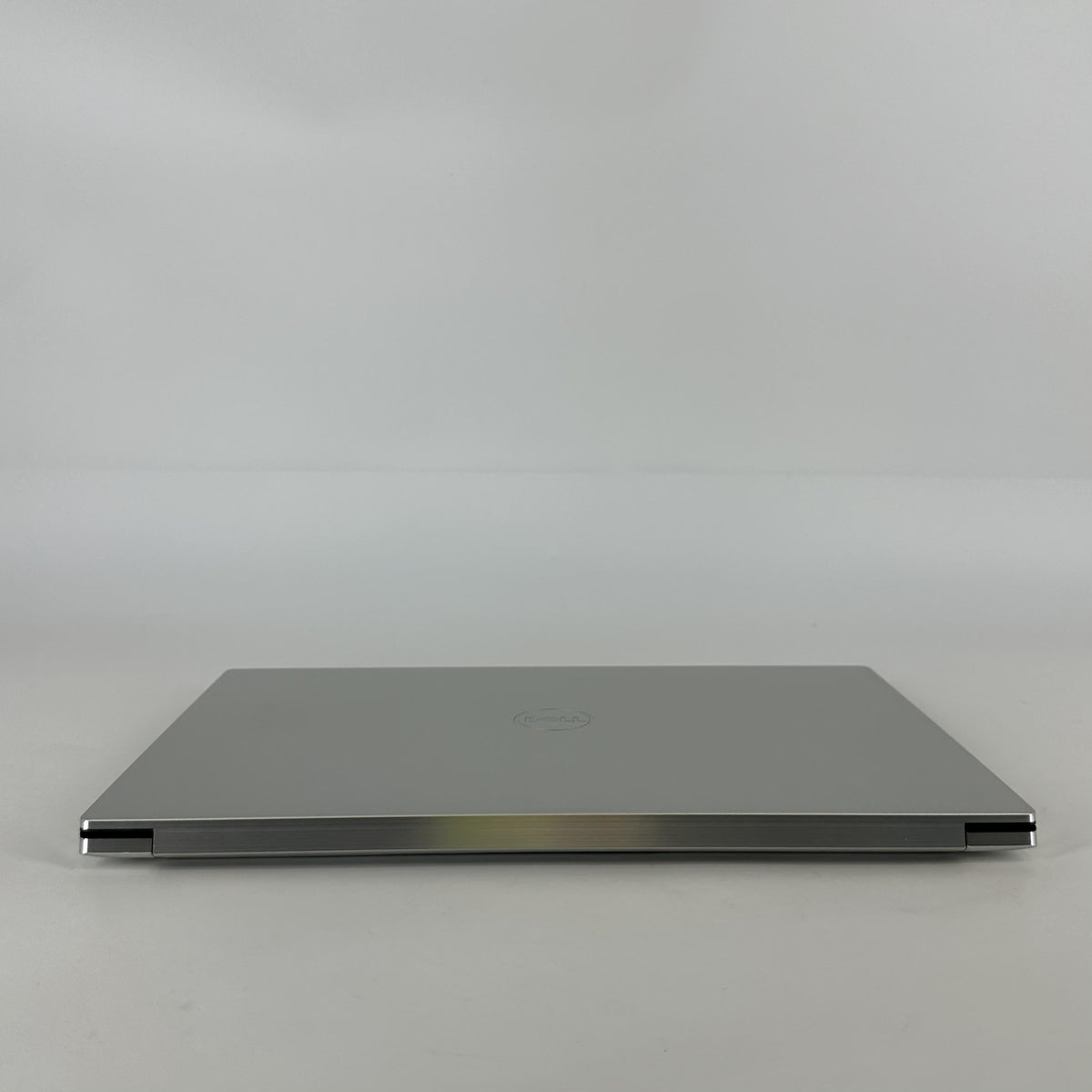 Dell XPS 15 9530 Silver 2.4 GHz Intel Core i7 13th Gen. 32GB RAM 2TB Solid State Drive 1TB Solid State Drive Intel Arc A370M 4 GB