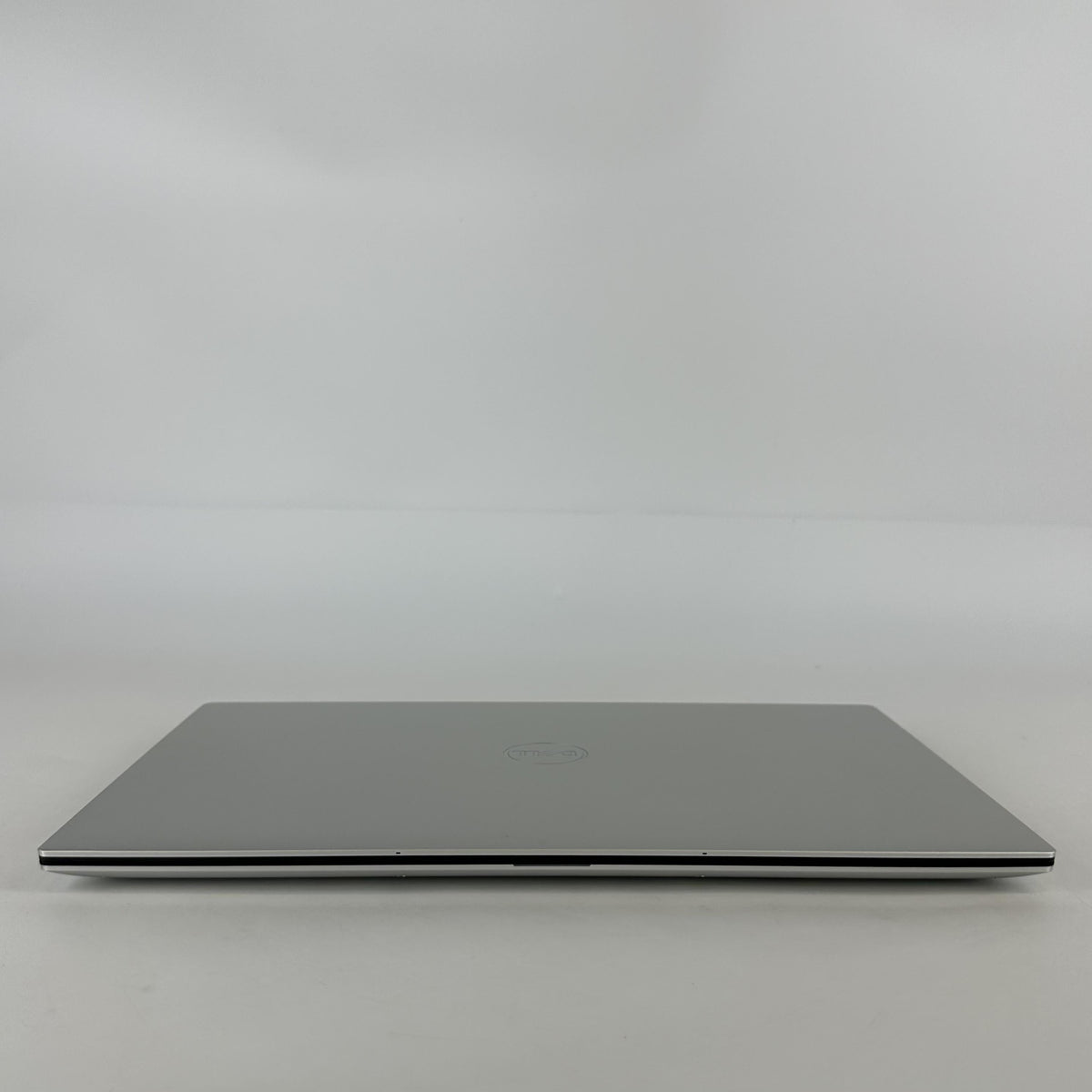 Dell XPS 15 9530 Silver 2.4 GHz Intel Core i7 13th Gen. 32GB RAM 2TB Solid State Drive 1TB Solid State Drive Intel Arc A370M 4 GB