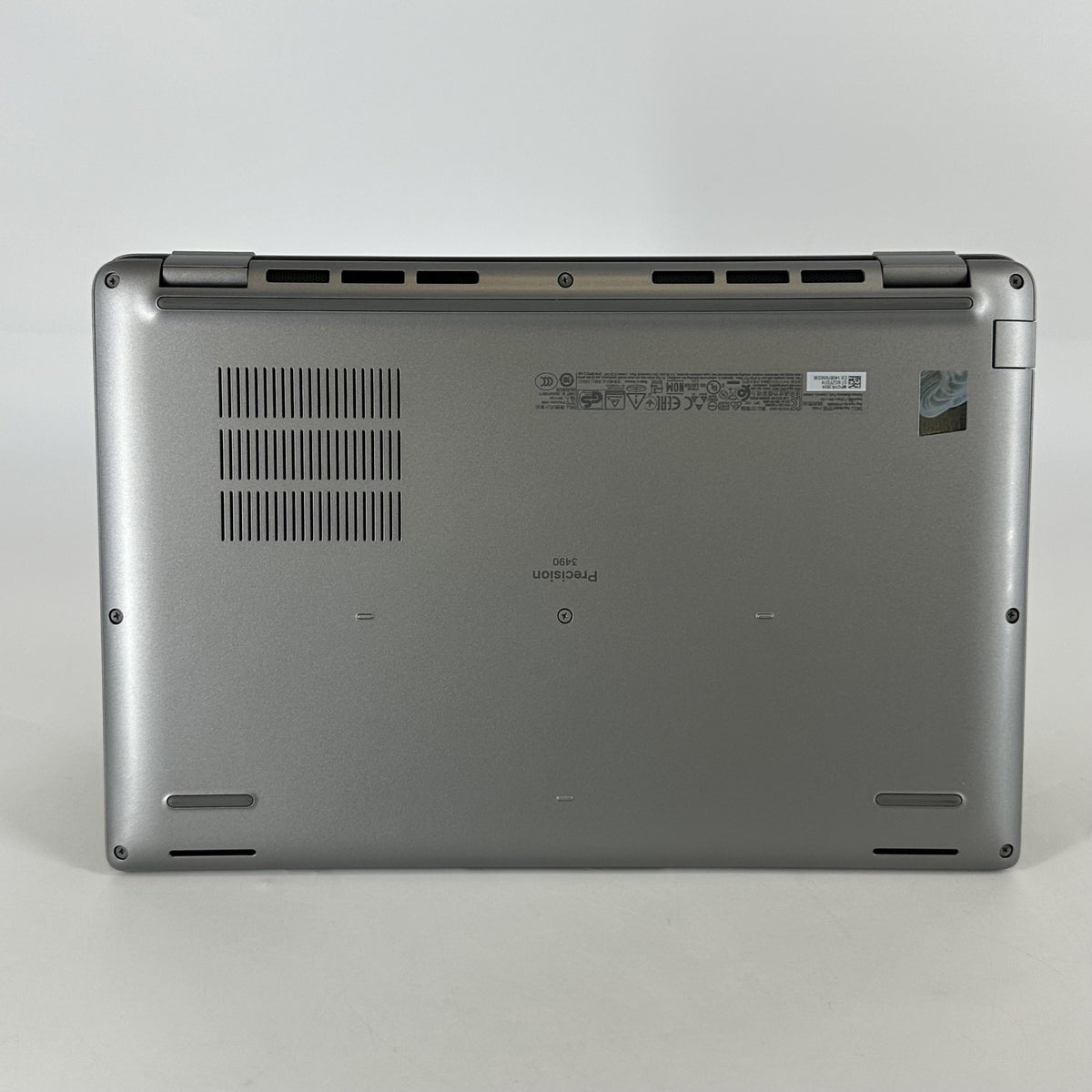 Dell Precision 3490 14 Gray 3.6 GHz Intel Core Ultra 5 16GB RAM 256GB Solid State Drive