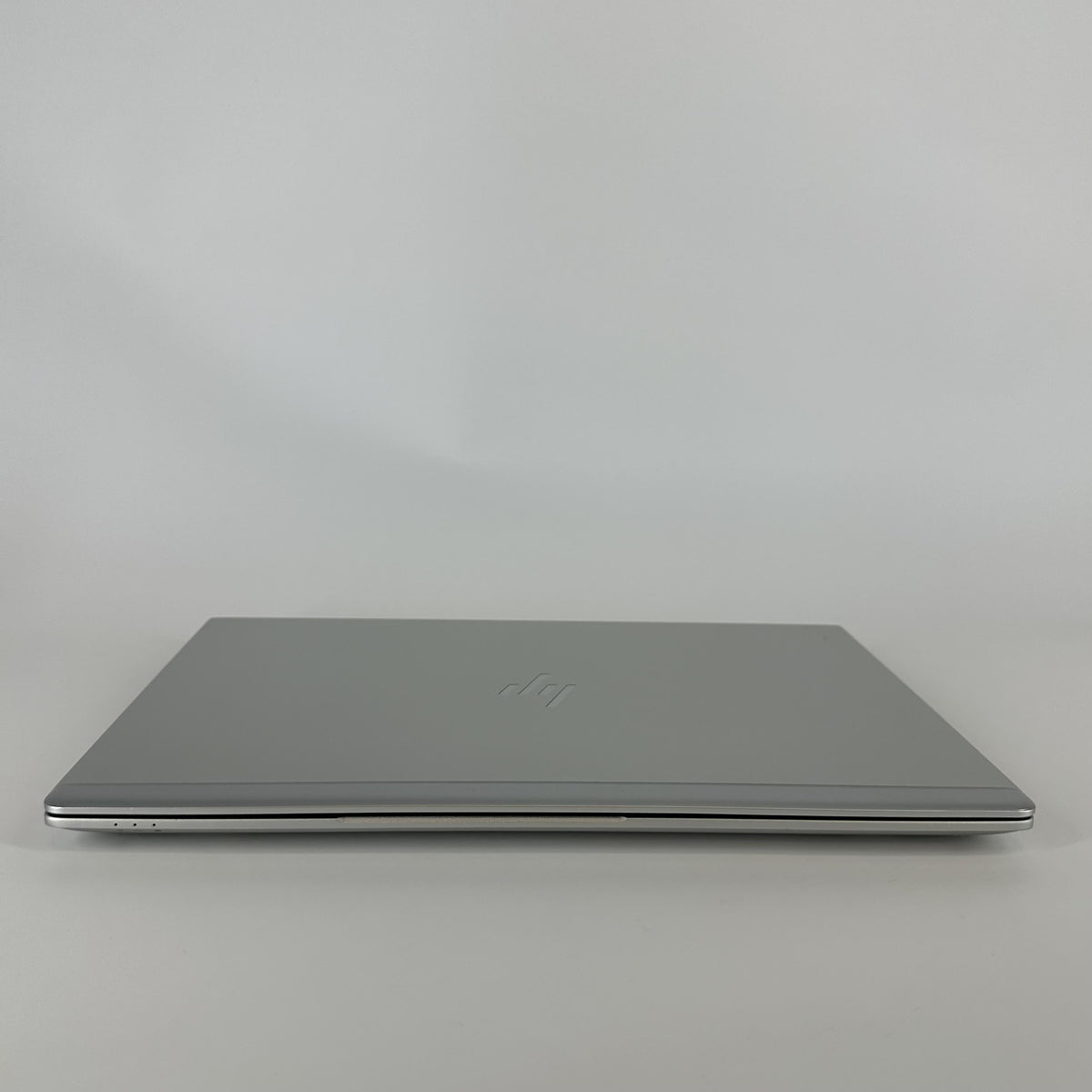 HP Elitebook 840 G5 14 Silver 1.8 GHz Intel Core i7 8th Gen. 16GB RAM 256GB Solid State Drive