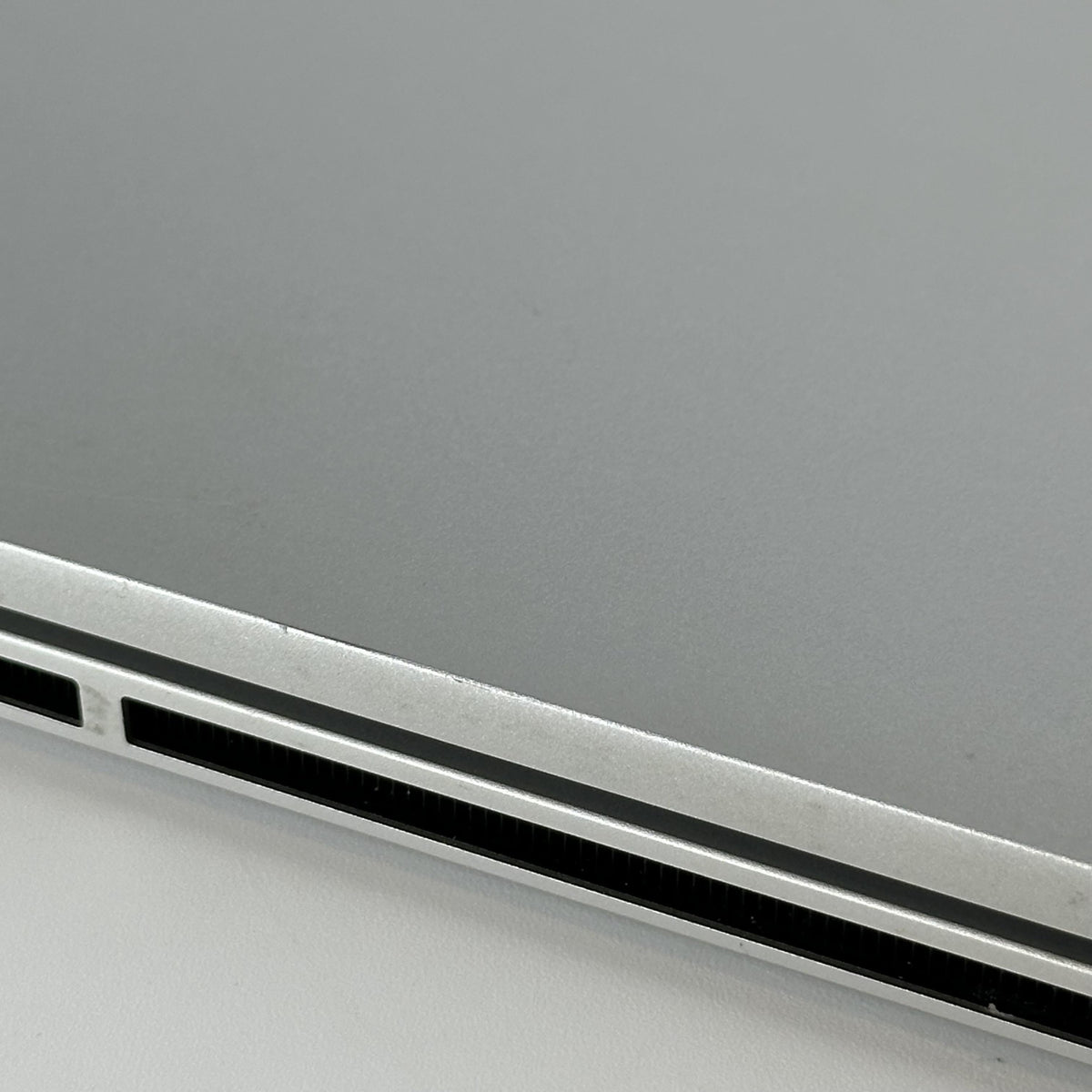 HP Envy x360 15.6 Silver 2.5 GHz Intel Core i5 11th Gen. 8GB RAM 256GB Solid State Drive