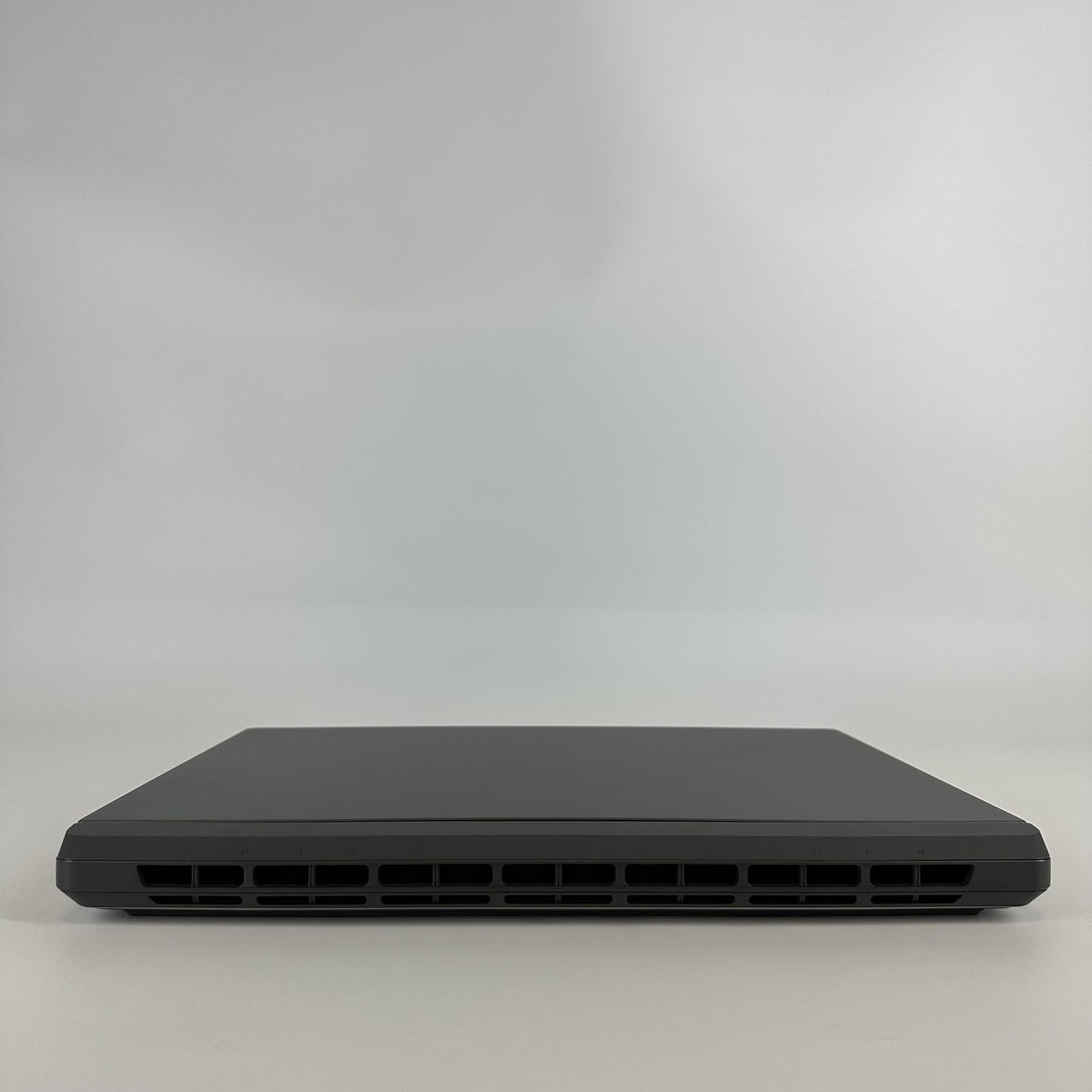 Asus ROG Strix G18 G815 18 Black 2.7 GHz Intel Core Ultra 9 Series 2 64GB RAM 2TB Solid State Drive NVIDIA GeForce RTX 5070 8 GB