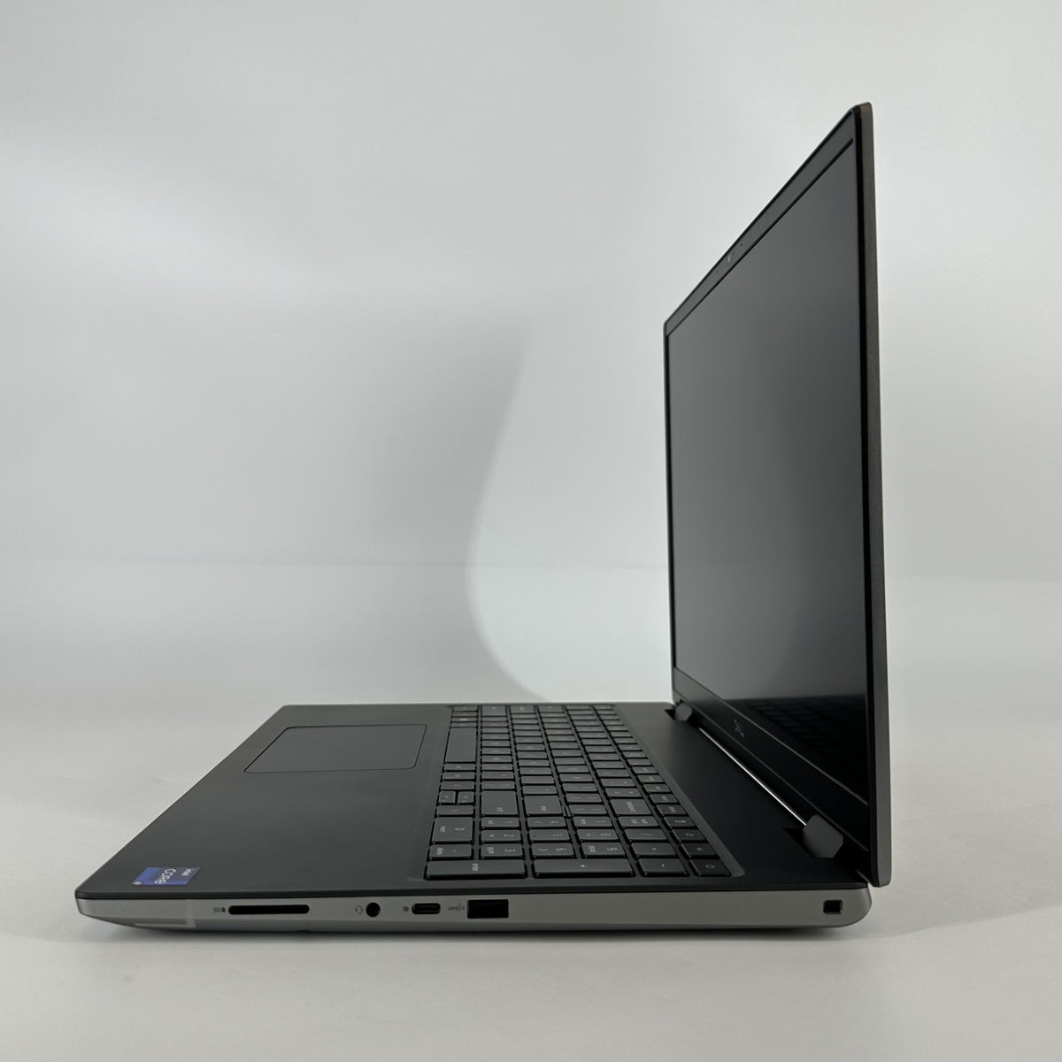 Dell Precision 7670 16 Gray 2.3 GHz Intel Core i9 12th Gen. 32GB RAM 512GB Solid State Drive NVIDIA RTX A1000 4 GB