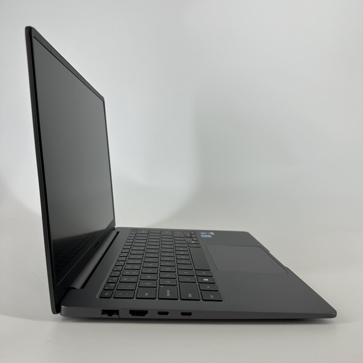 Samsung Galaxy Book6 14 Gray Blue 2.3 GHz Intel Core Ultra 7 Series 3 32GB RAM 512GB Solid State Drive