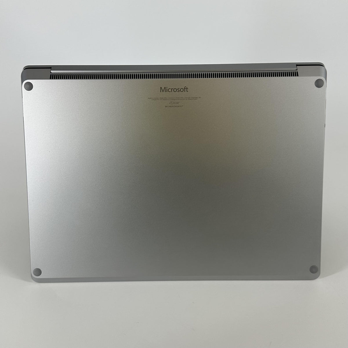 Microsoft Surface Laptop 6 13.5 Platinum 3.8 GHz Intel Core Ultra 7 32GB RAM 1TB Solid State Drive
