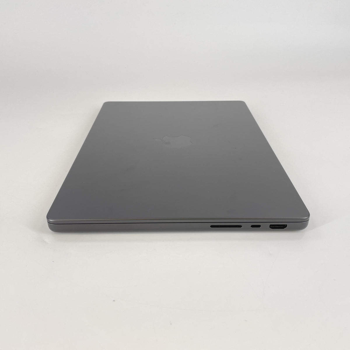 Apple MacBook Pro 14 2025 Space Black M5 10-Core CPU 32GB Unified Memory 1TB Solid State Drive 10-Core GPU